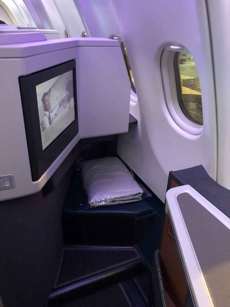 Cathay Pacific Business Class A330-300