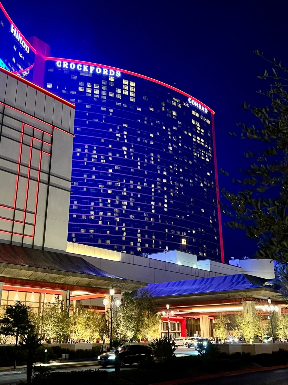 a large building with many windows