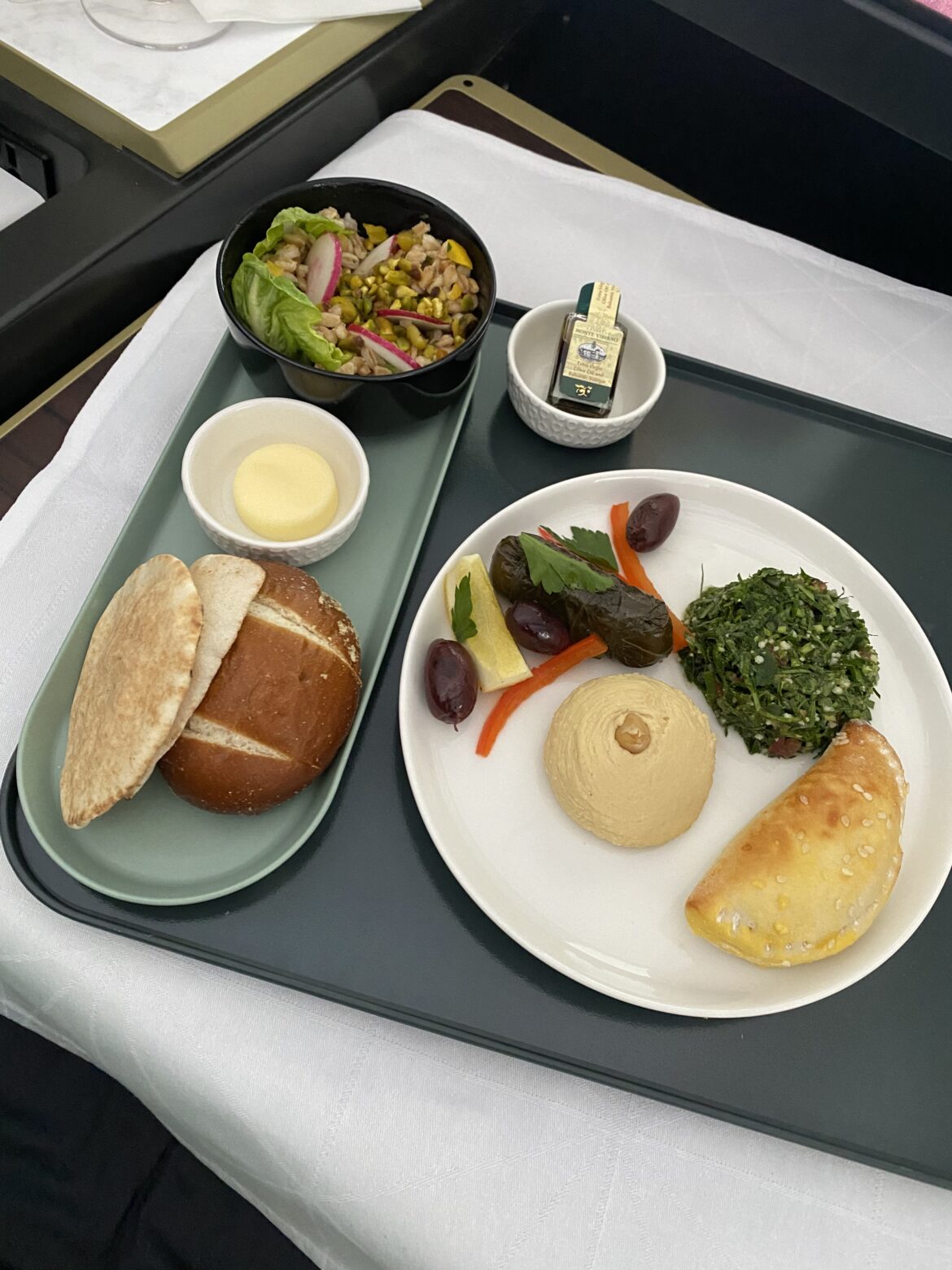 vegan-meal-on-etihad-airways-business-class-is-beautiful-points-miles