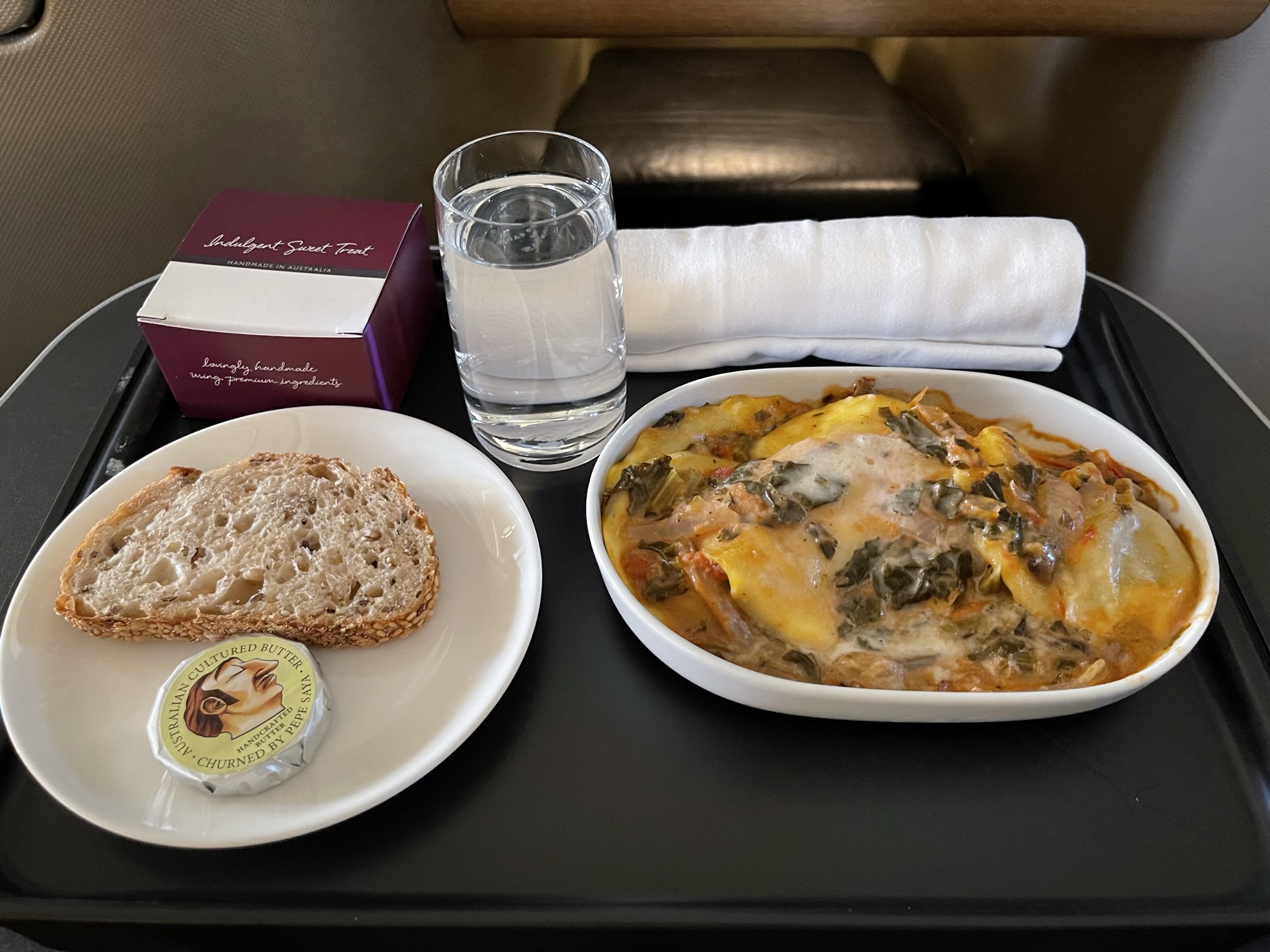 Review – Qantas A330 Business Class from Melbourne to Sydney - Points ...
