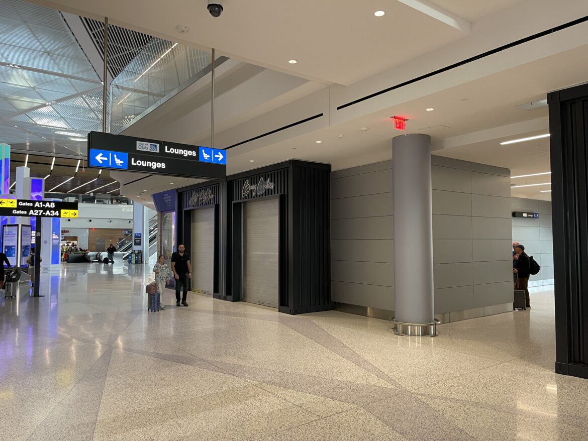 The new United Club Lounge in Terminal A at Newark EWR - Points Miles ...