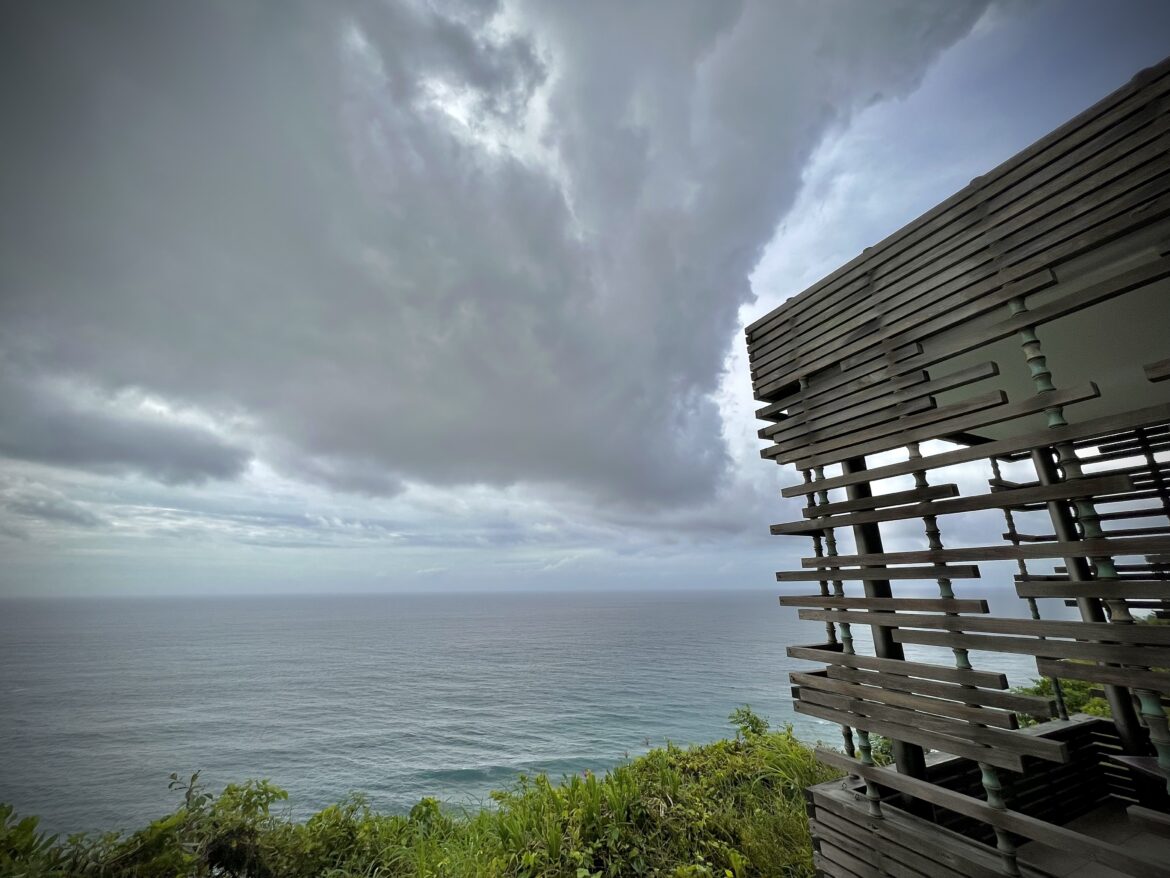 Alila Uluwatu Breakfast view
