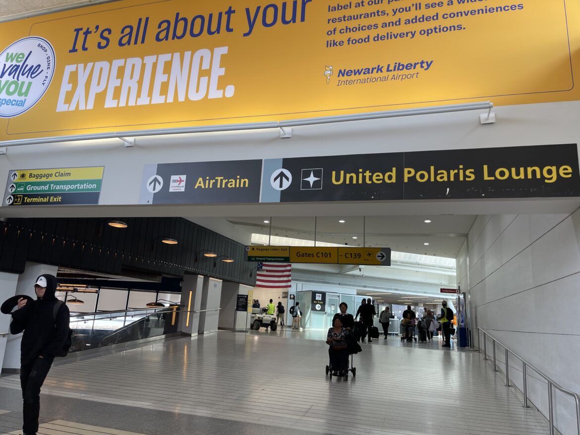 Review United Polaris Lounge Newark (EWR) Points Miles and Bling
