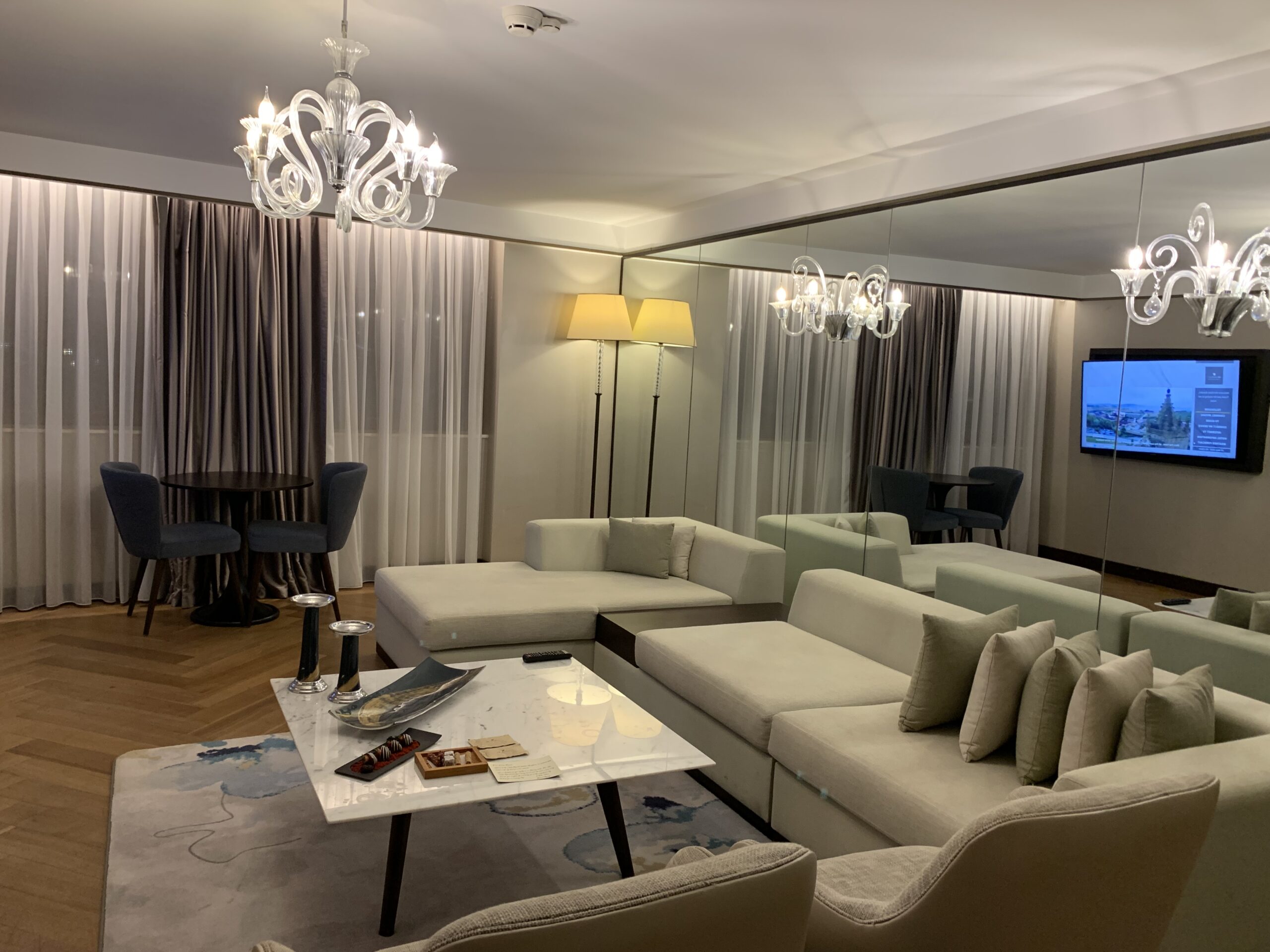 JW Marriott Istanbul Bosphorus - Yildiz Palace Suite Living Area