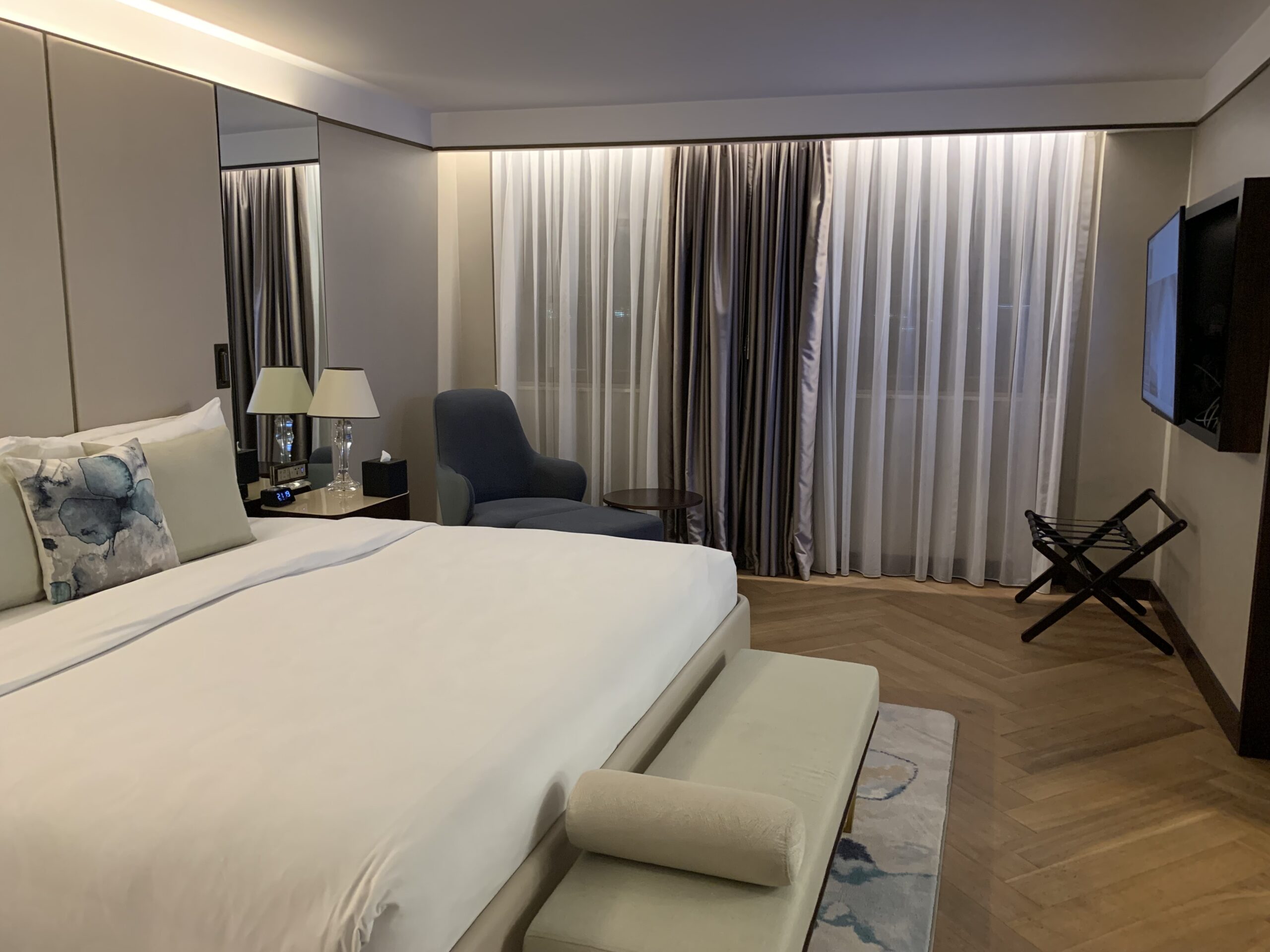 JW Marriott Istanbul Bosphorus - Bedroom