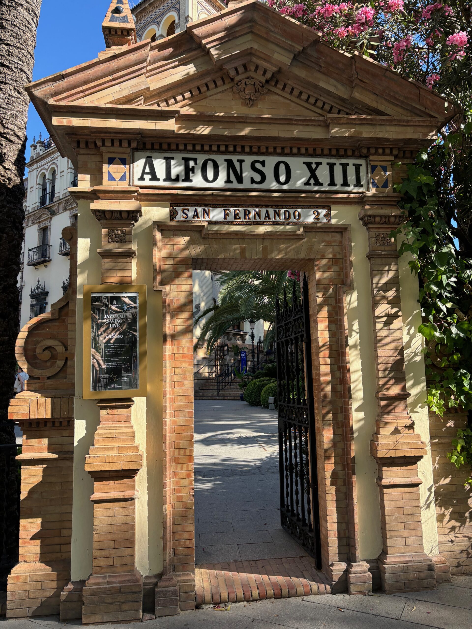 Hotel Alfonso XIII - Entrance