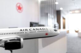 Lounge hopping across United Club Lounges in Newark Terminal C - Points