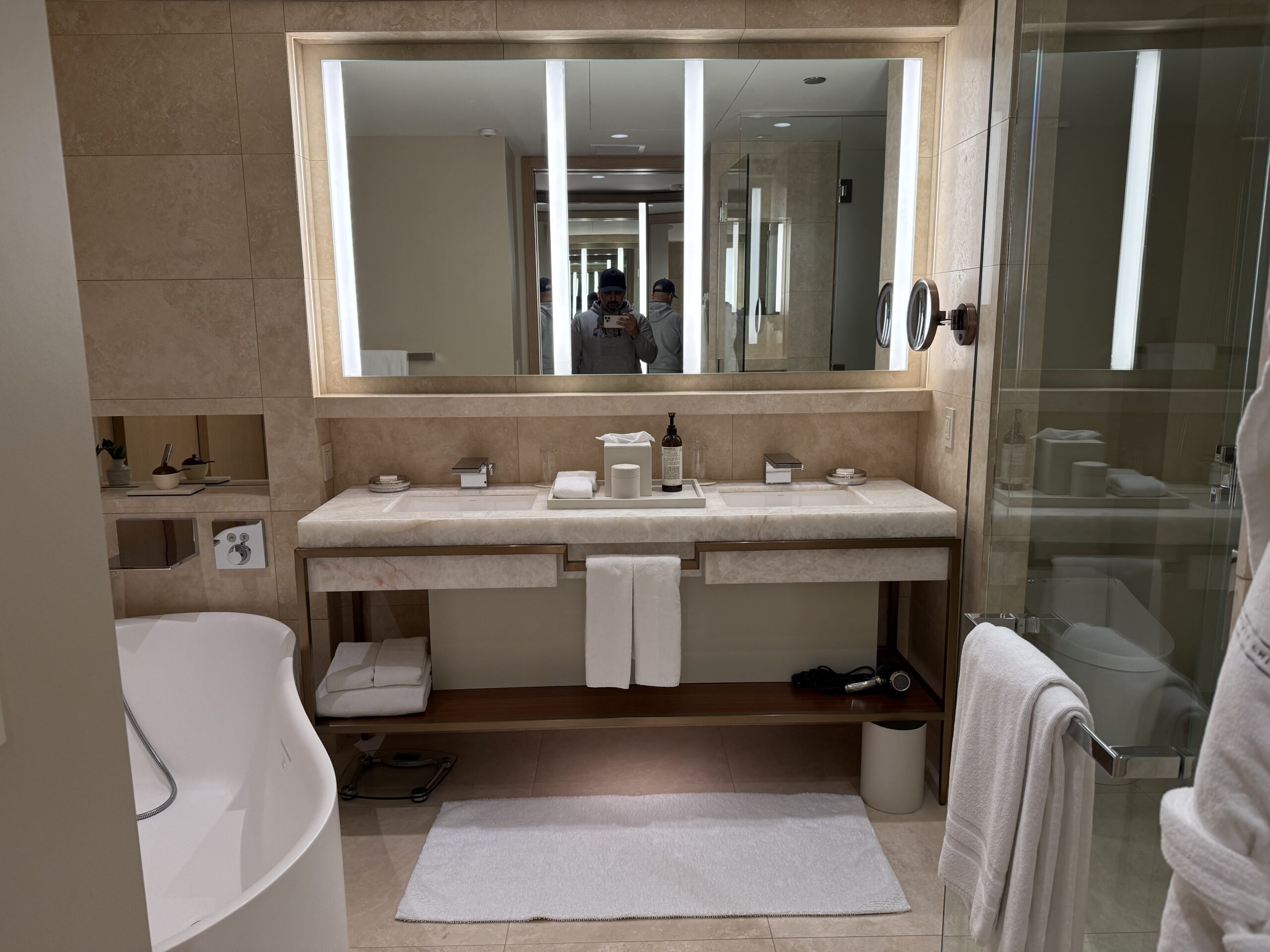 Park Hyatt Chicago Review An unknown error occurred.