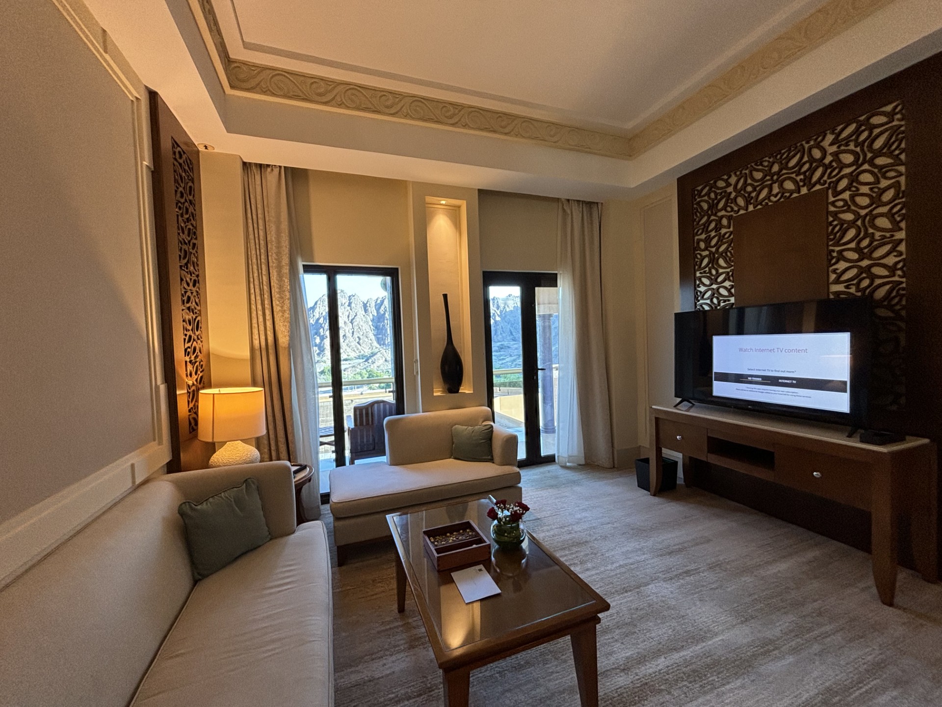 Executive Suite - Living Room