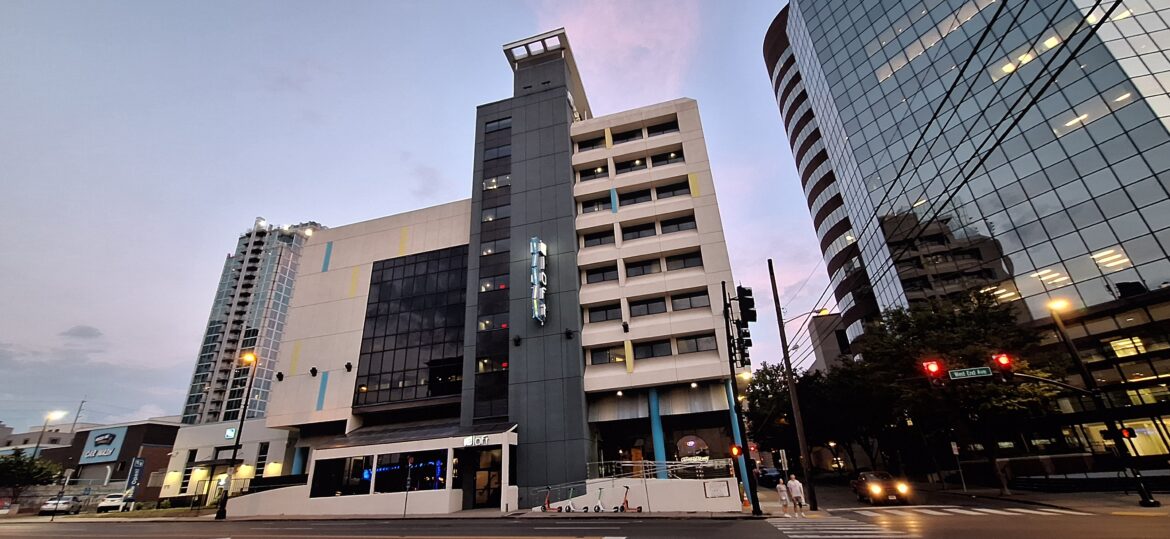 a building with many windows