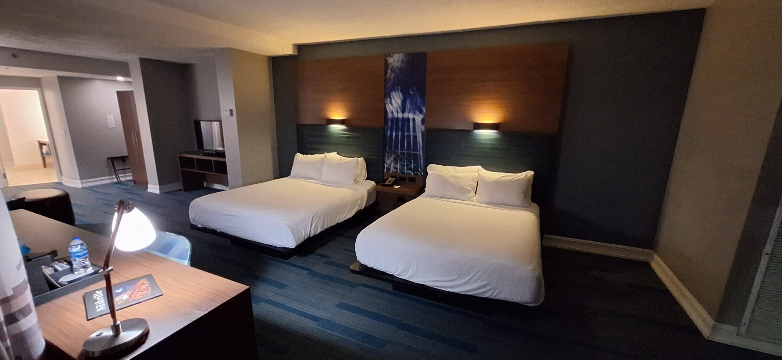 Marriott Aloft Nashville review two beds in a room