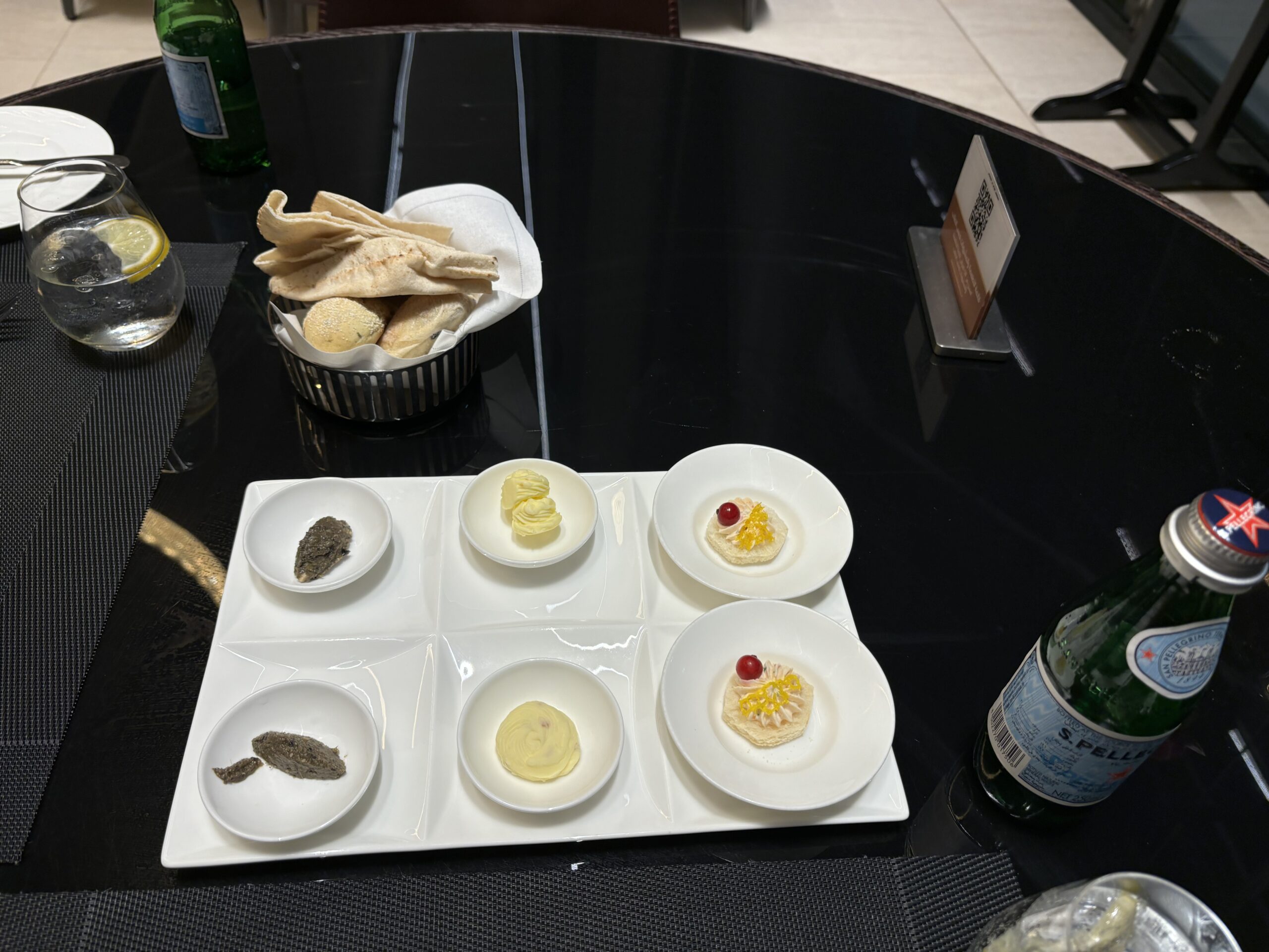 Dining - Amuse-bouche