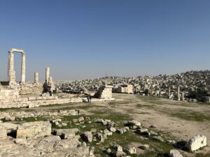 a large stone ruins in a desert
