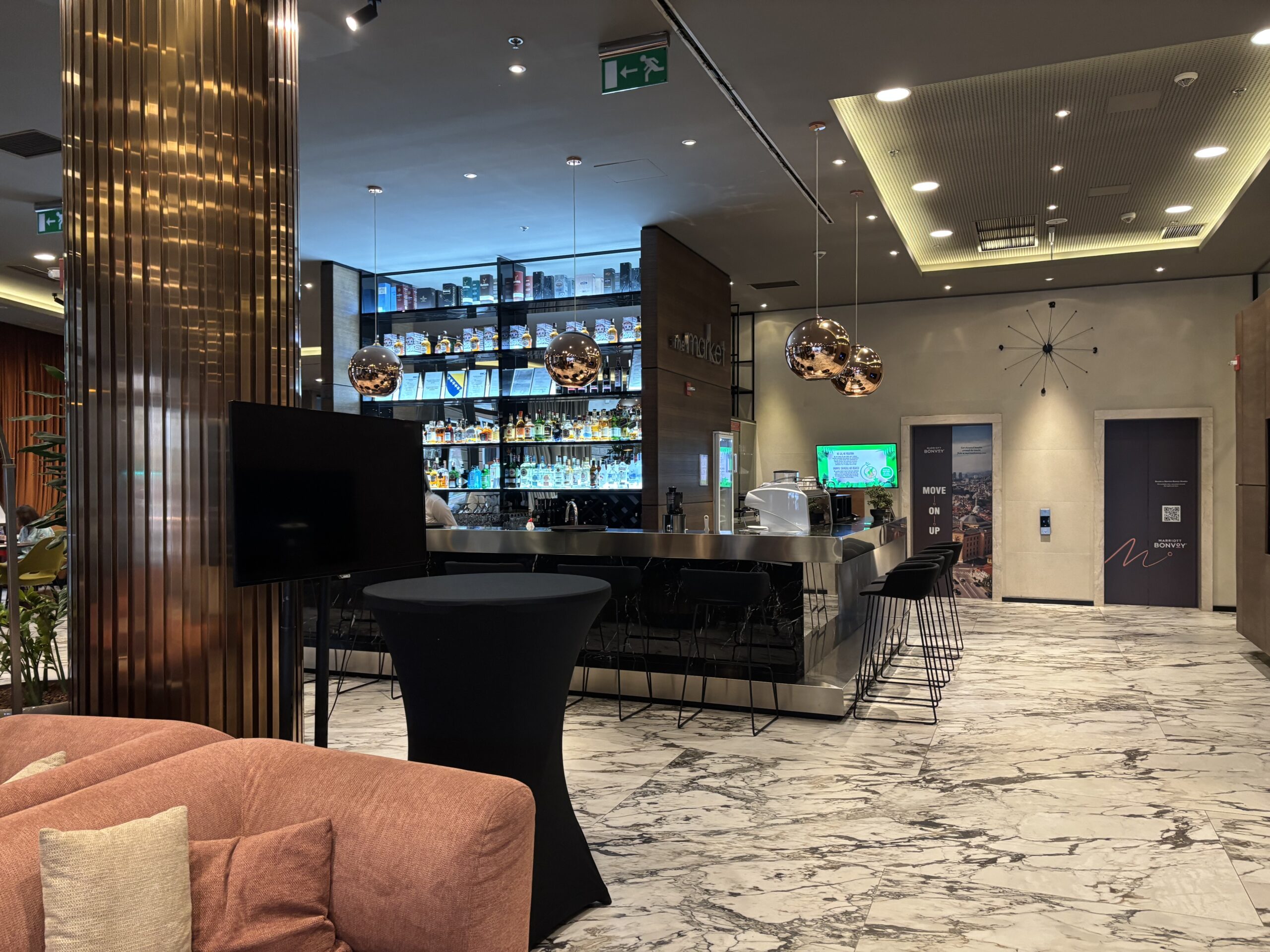 Courtyard Sarajevo - Lobby