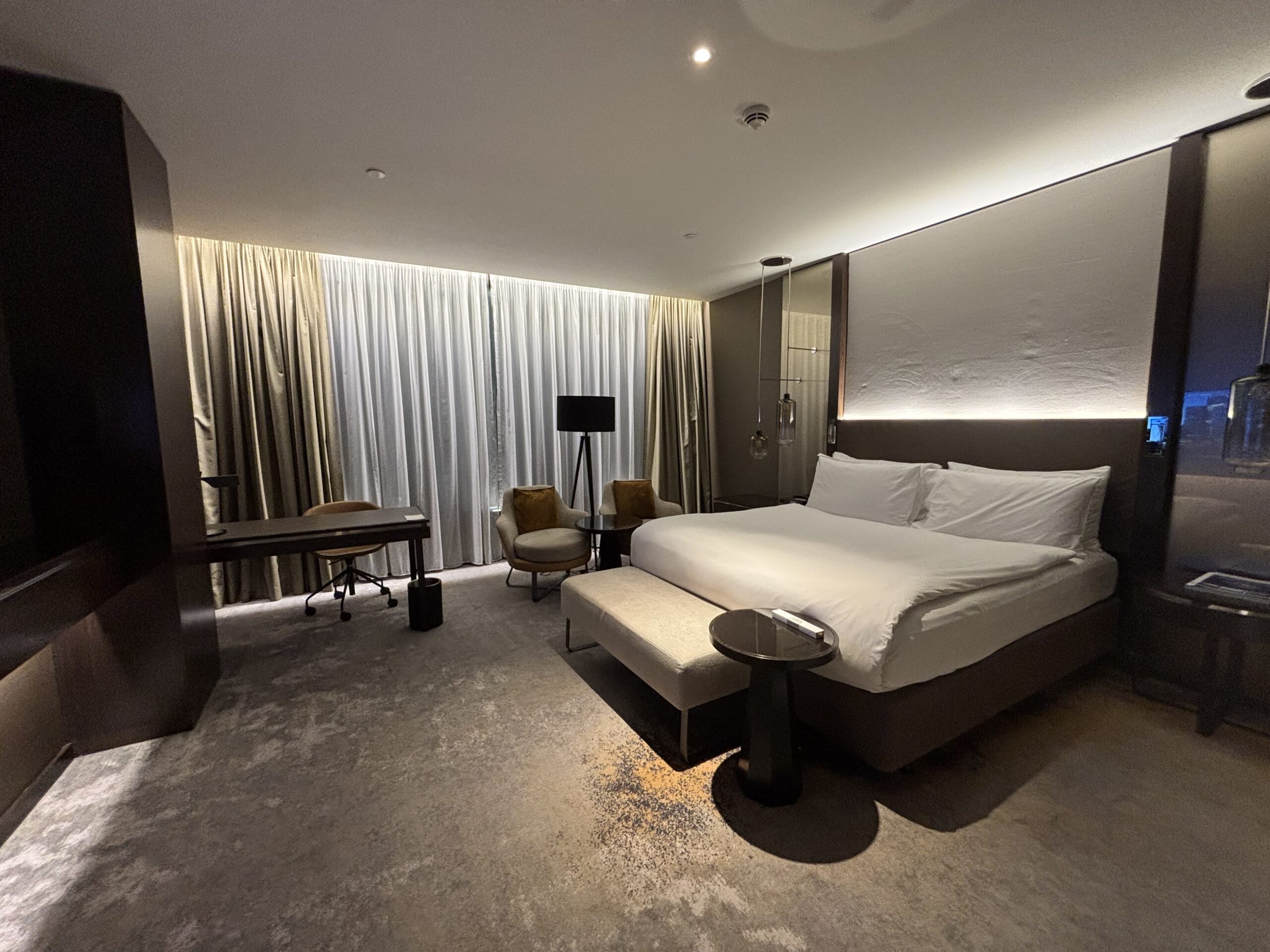 InterContinental Ljubljana - King Bedroom