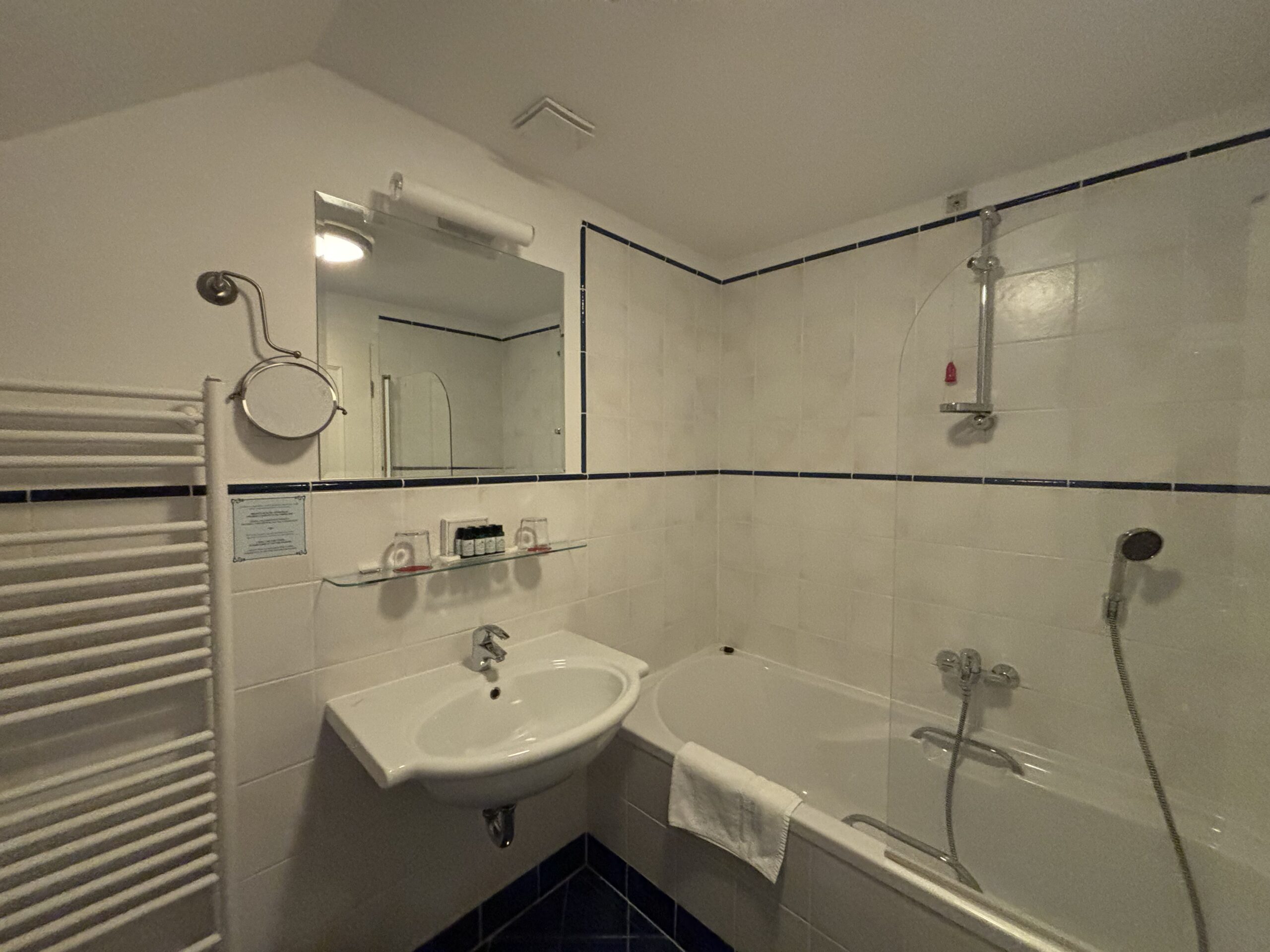 Hotel Triglav Bled - Bathroom