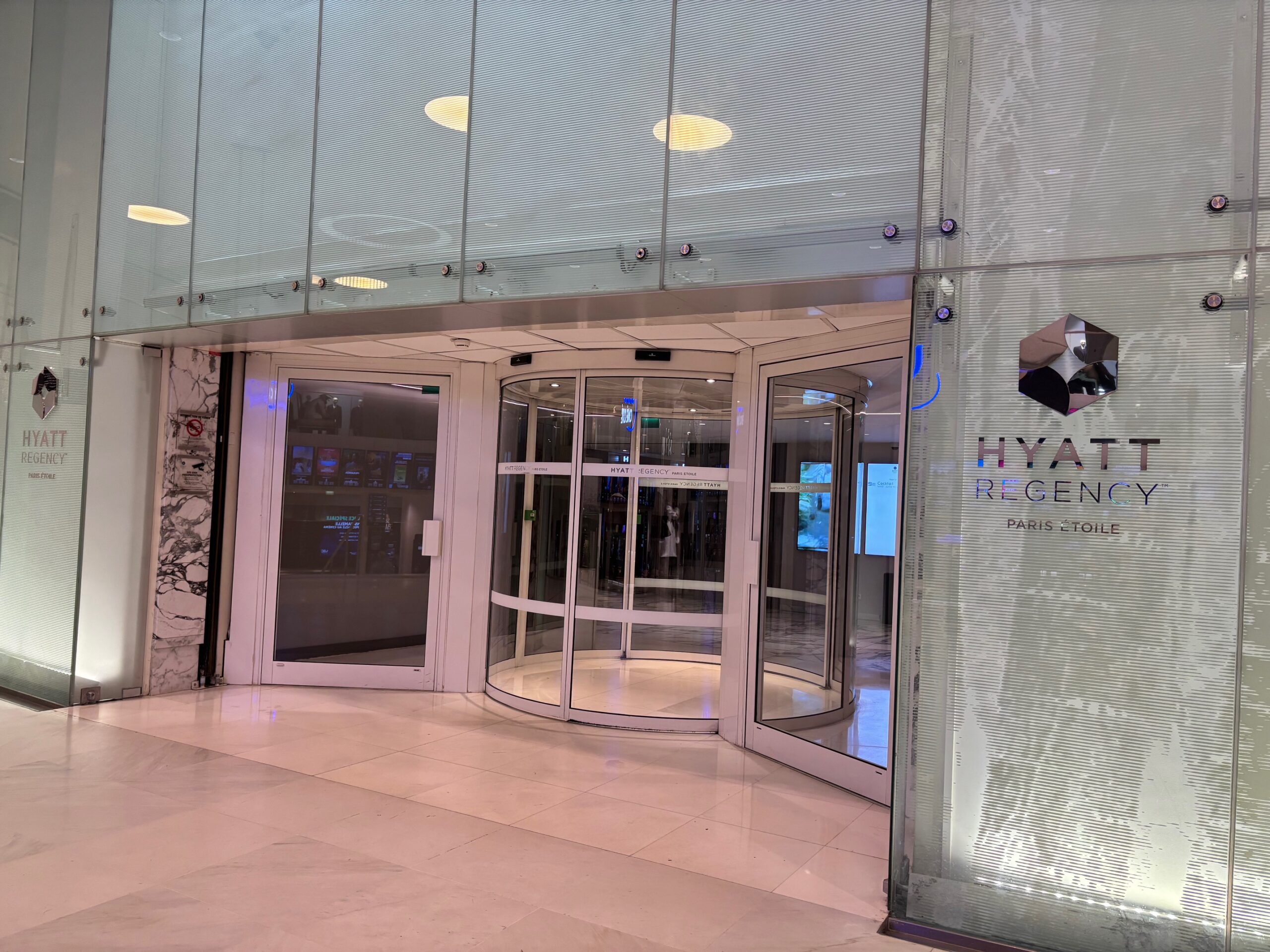 Entrance to Shopping Centre