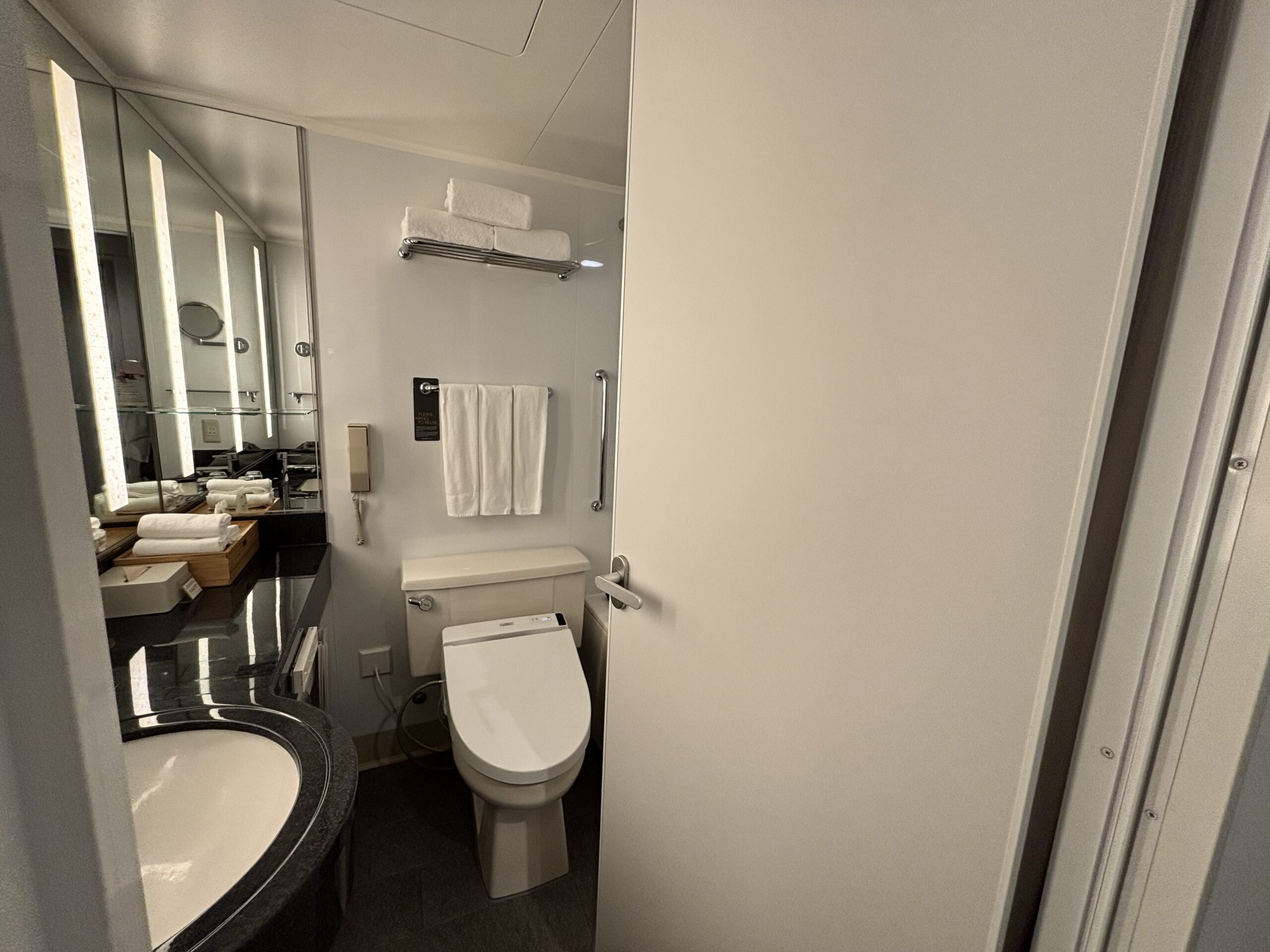 Courtyard Tokyo Ginza - Bathroom