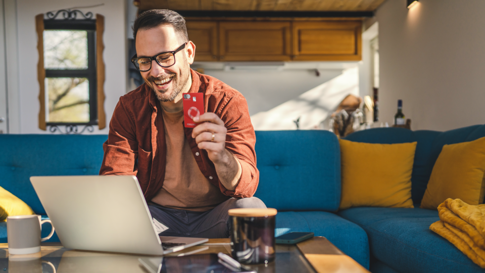 Rogers Red WorldElite Mastercard Bg Image