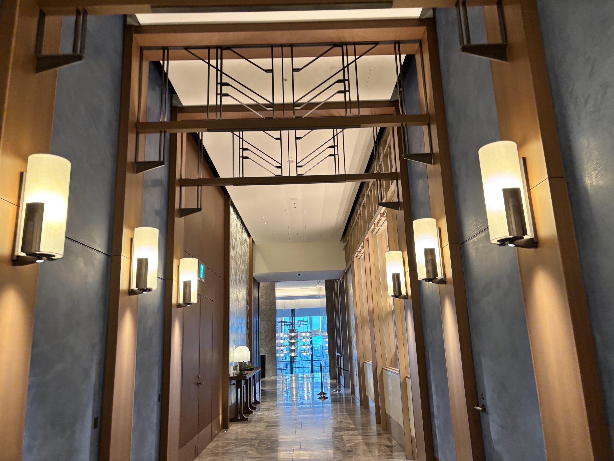Waldorf Astoria Osaka - Grand Hallway