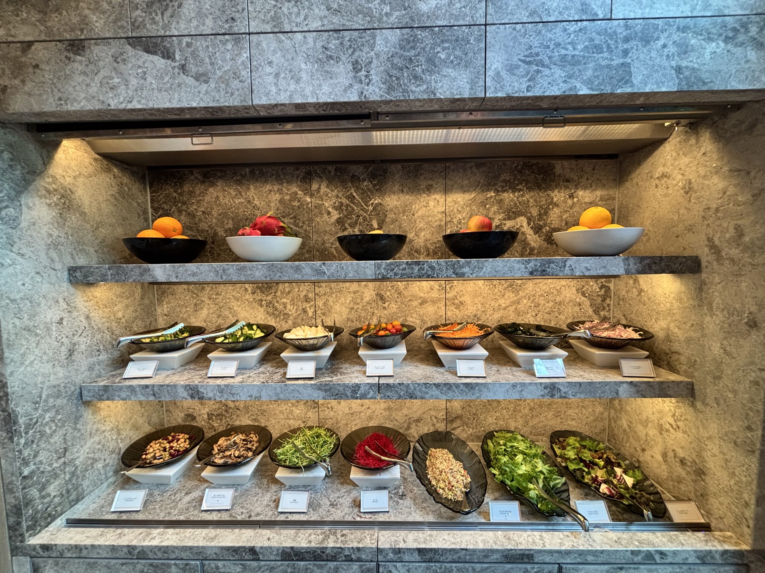 Jolie Brasserie - Veggies and Fruits