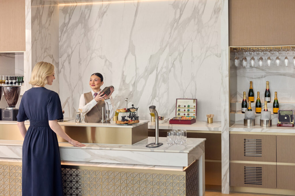 Emirates Lounge