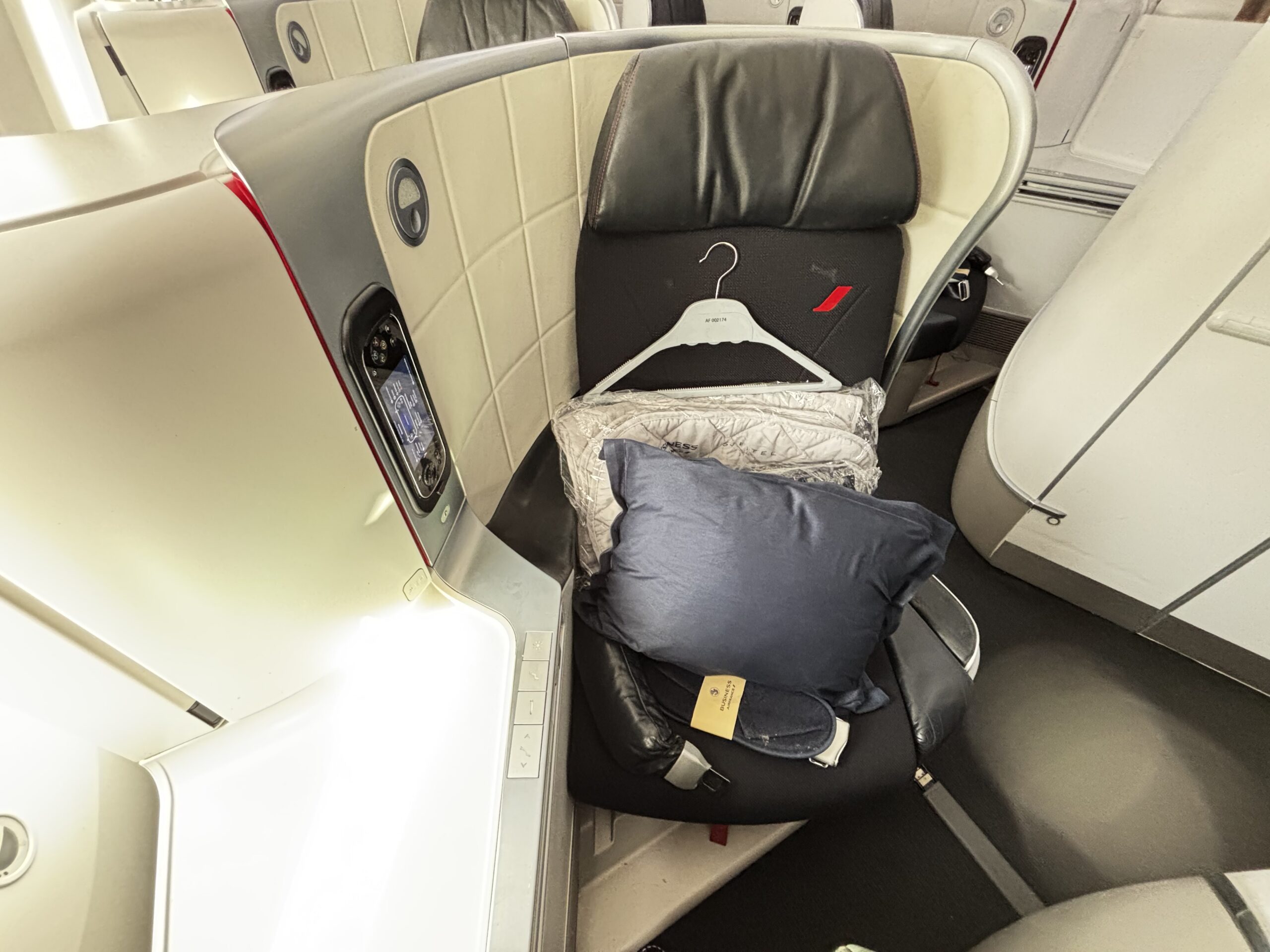 Air France B787-9 - Bedding