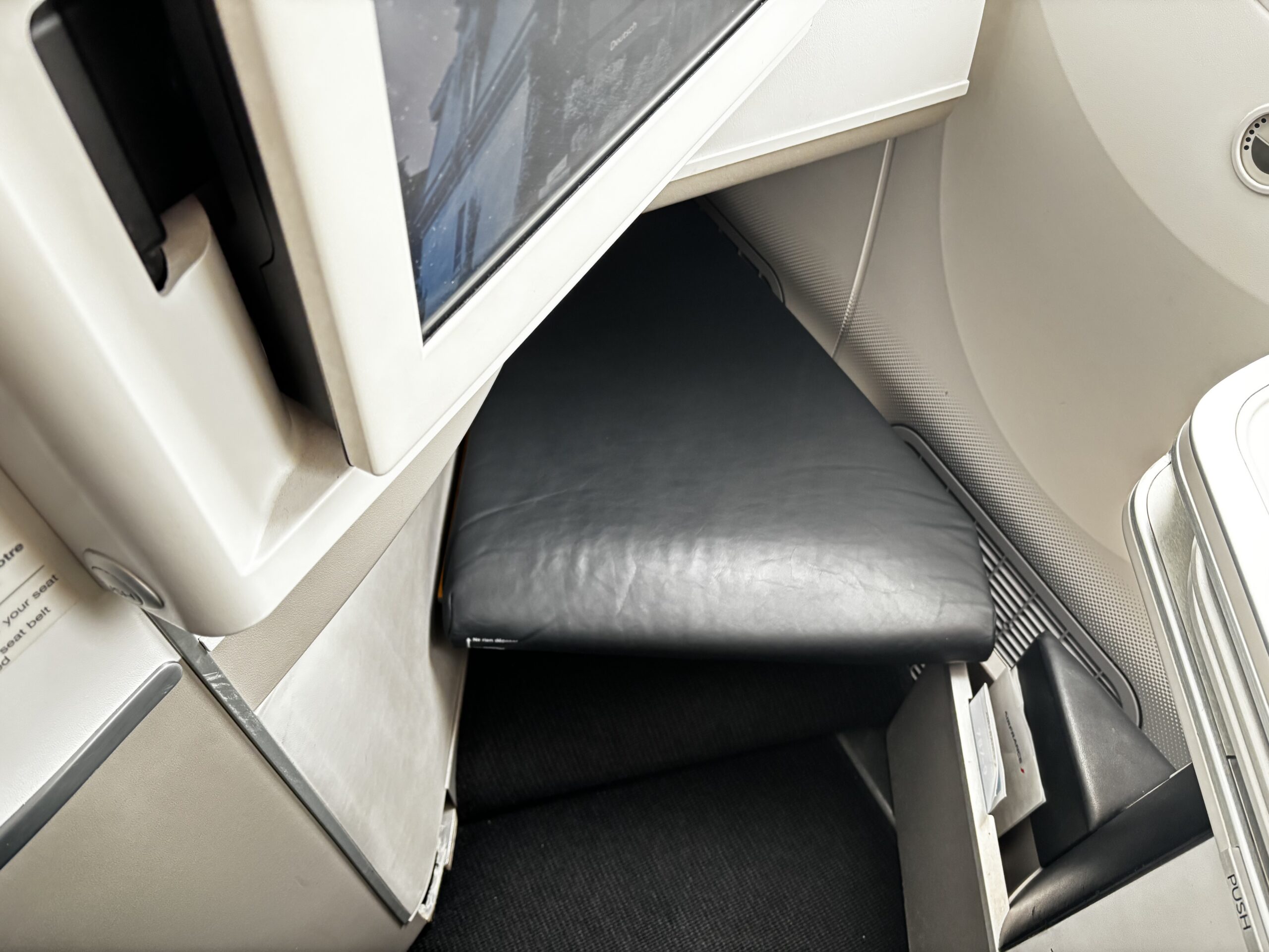 Air France B787-9 - Safety cards