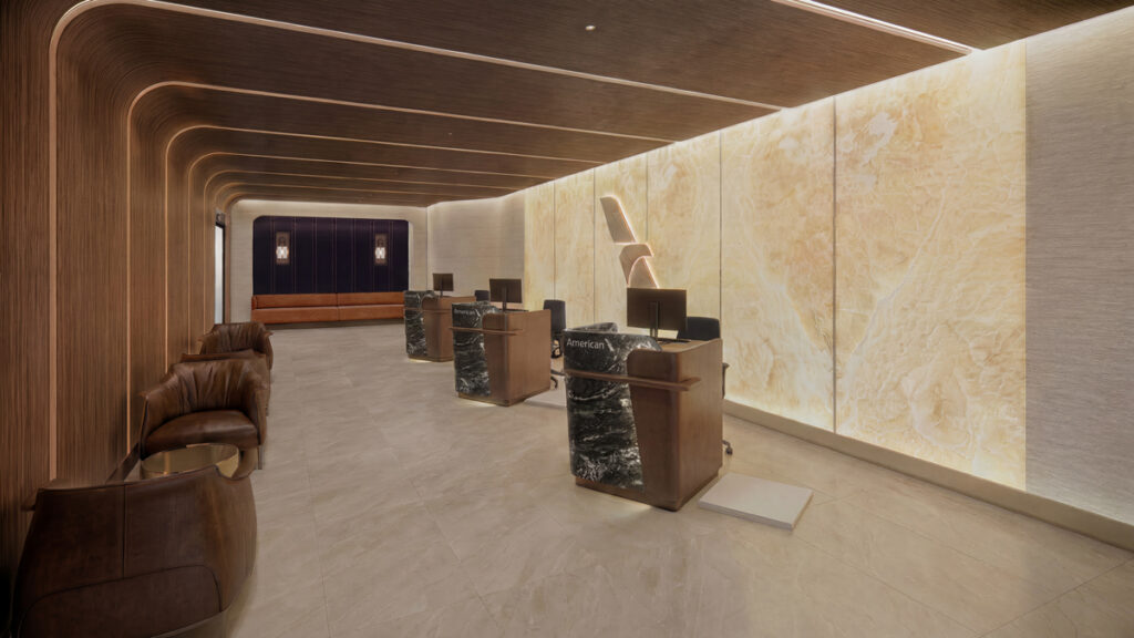 American Airlines new lounge DFW