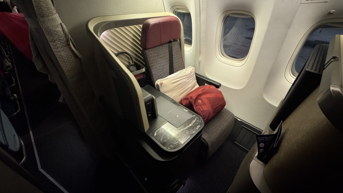 LATAM 767 business class