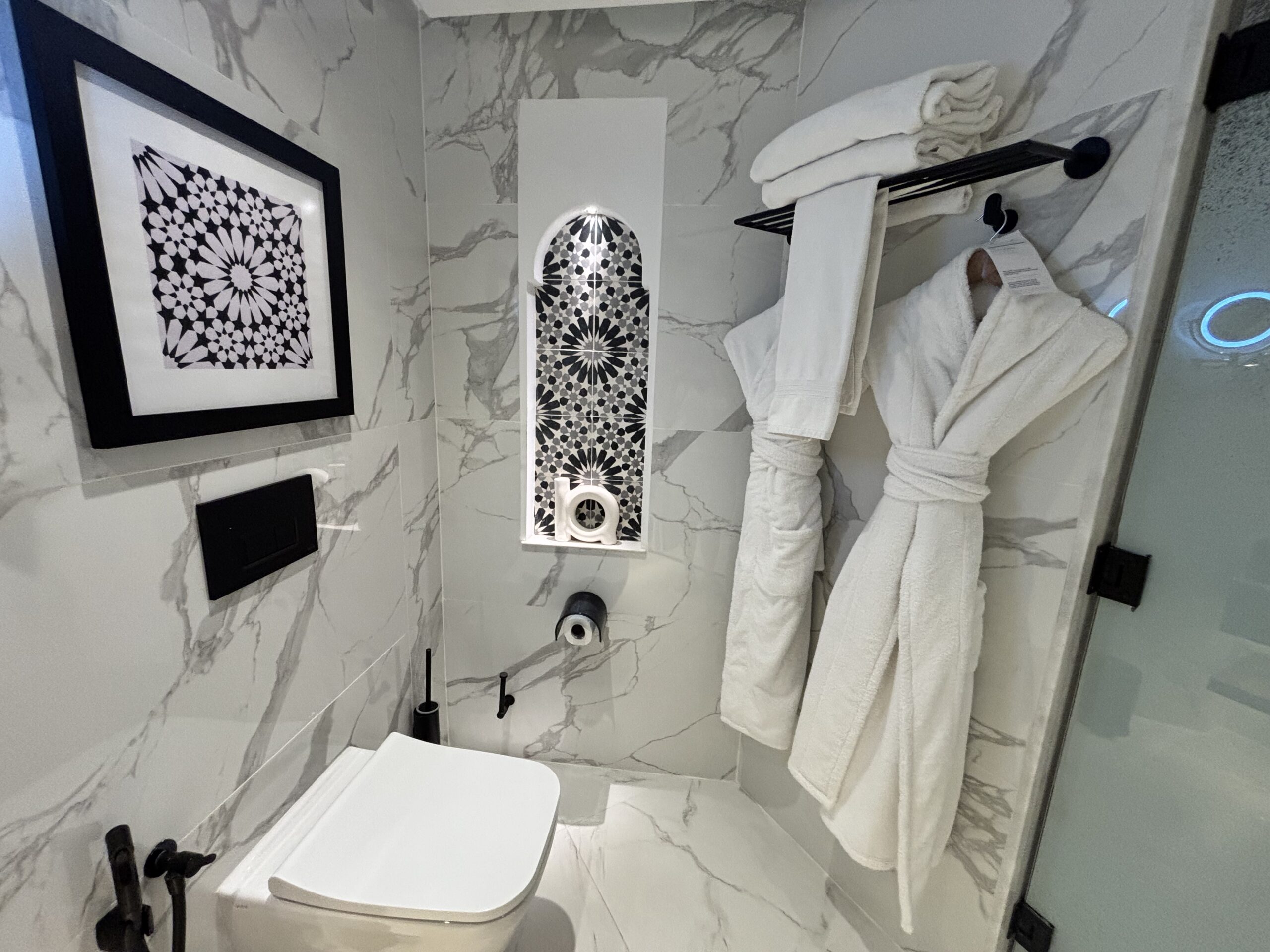 Standard Guest Room - Bathroom